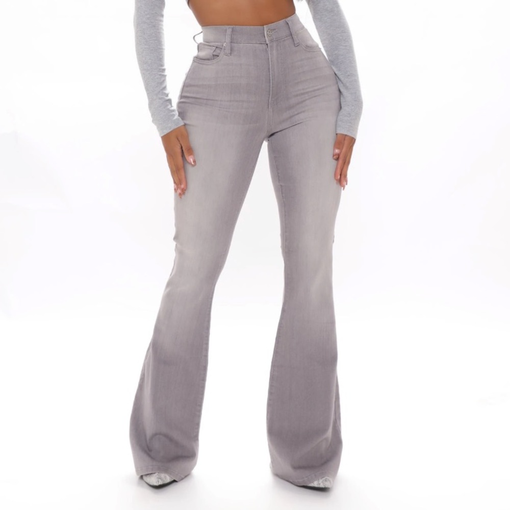 Fashion Nova NWT Grey Flare Jeans